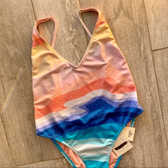 🔥🔥BILLABONG - TRIP ONE PIECE🔥🔥 - Picture 3 of 6